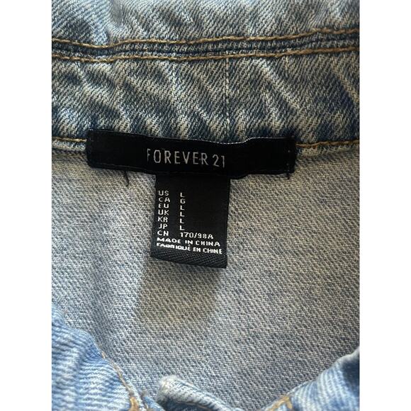 Forever 21 Women’s Large Embellished Distressed Light Wash Denim Vest - Picture 11 of 12